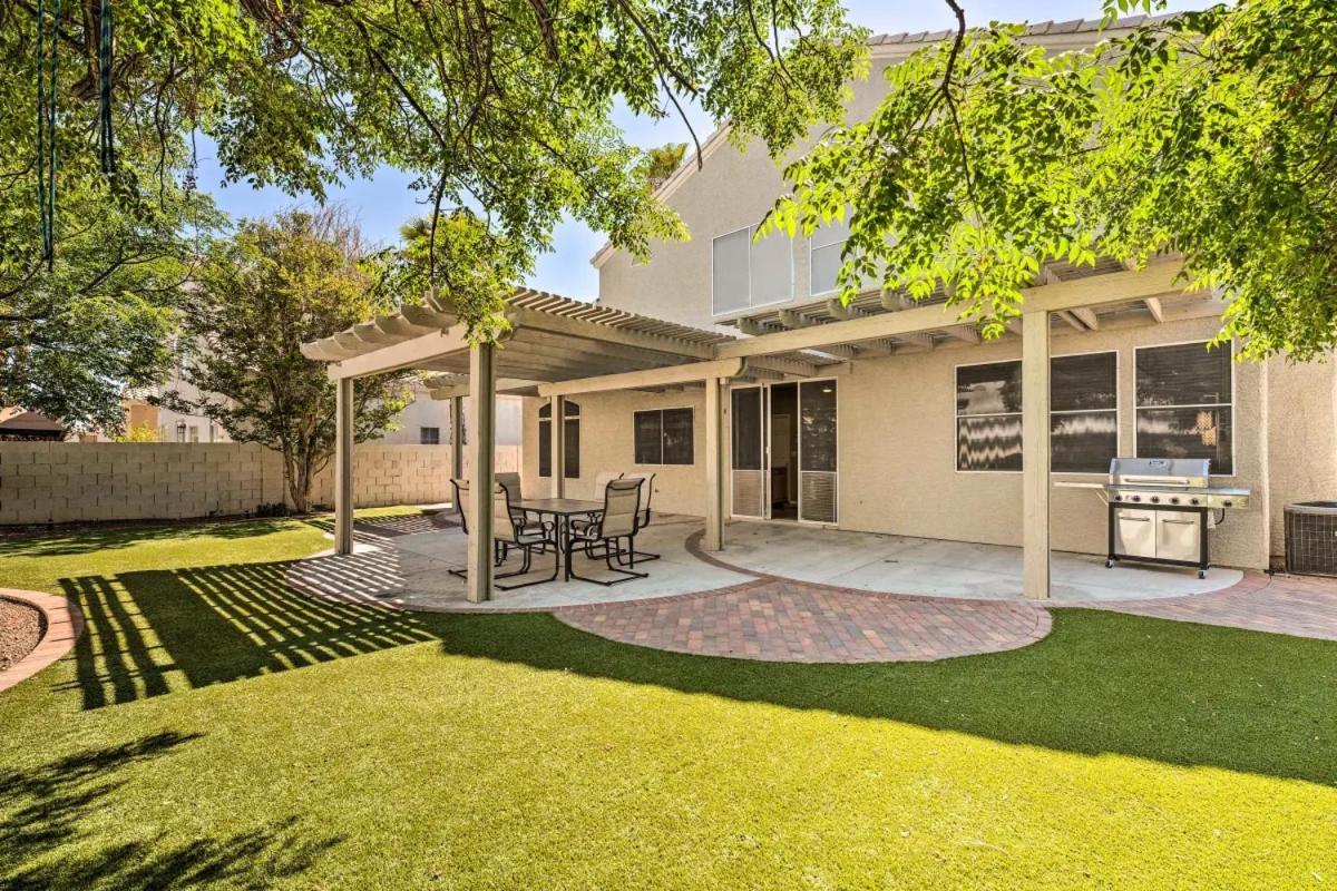 A Beautiful House With Hot Tub, Grill & Games! Villa Las Vegas Exterior photo