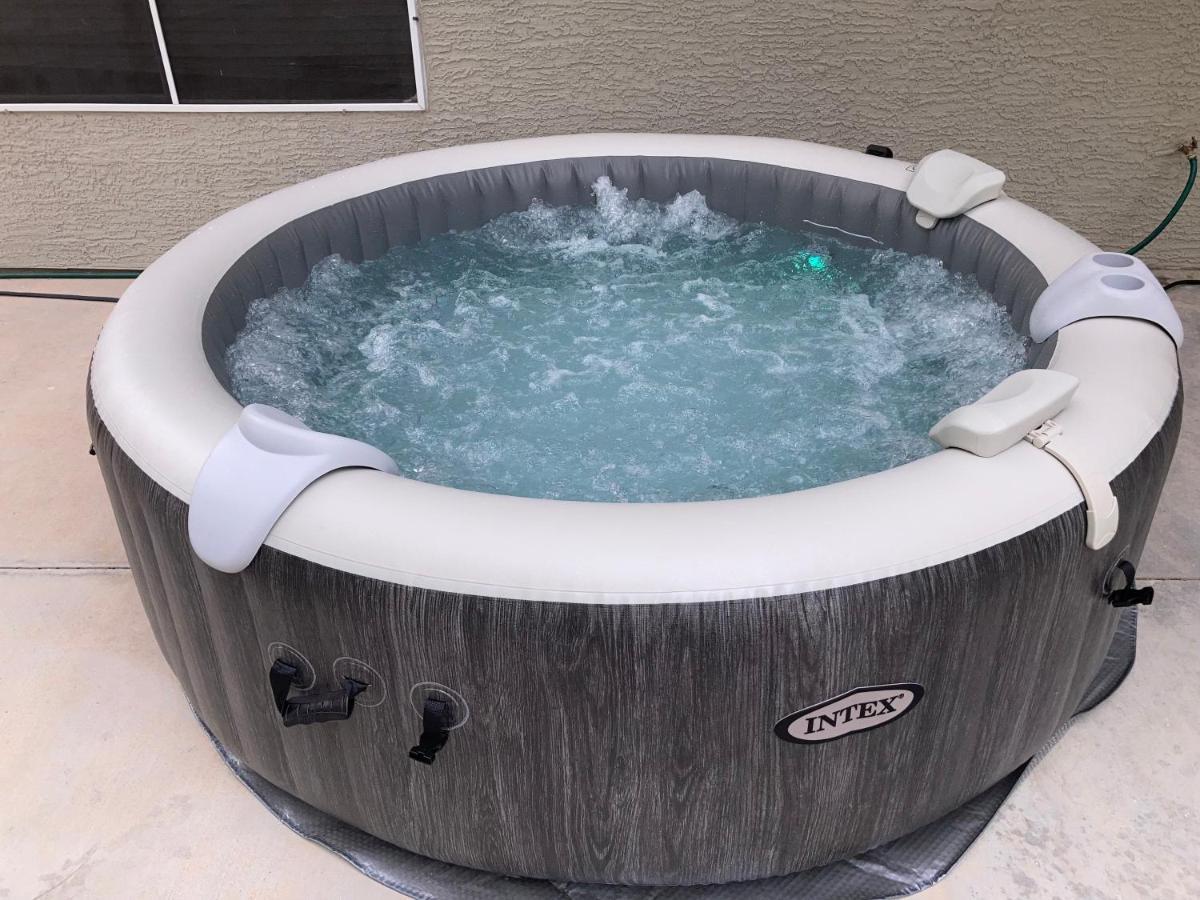 A Beautiful House With Hot Tub, Grill & Games! Villa Las Vegas Exterior photo