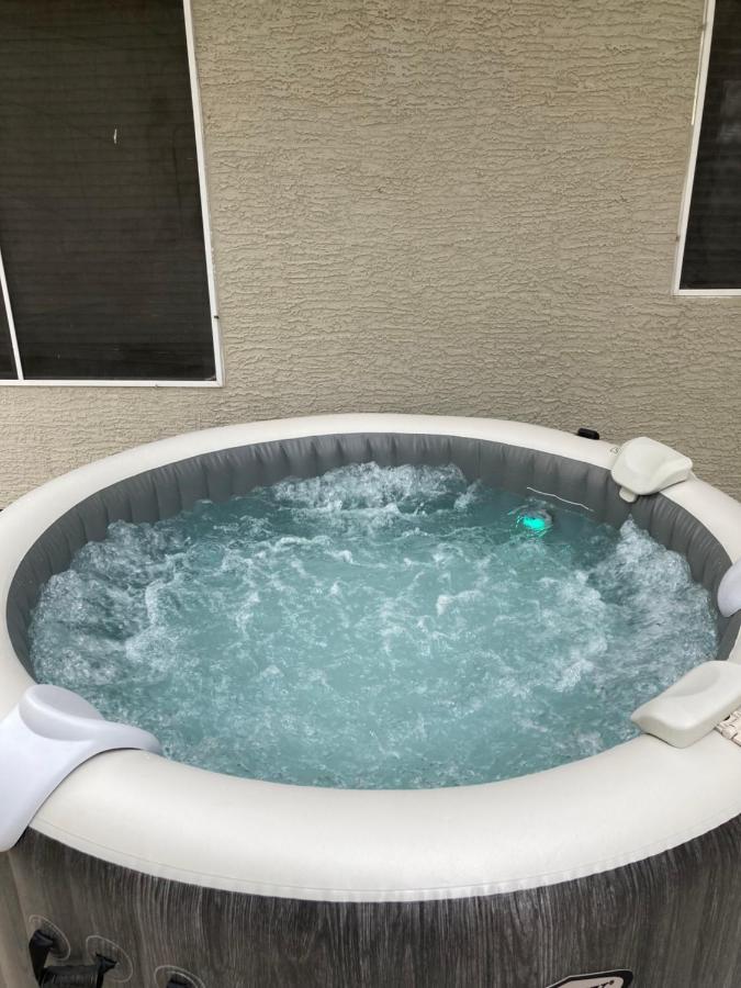 A Beautiful House With Hot Tub, Grill & Games! Villa Las Vegas Exterior photo